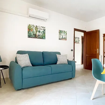 Cocteau House Daire