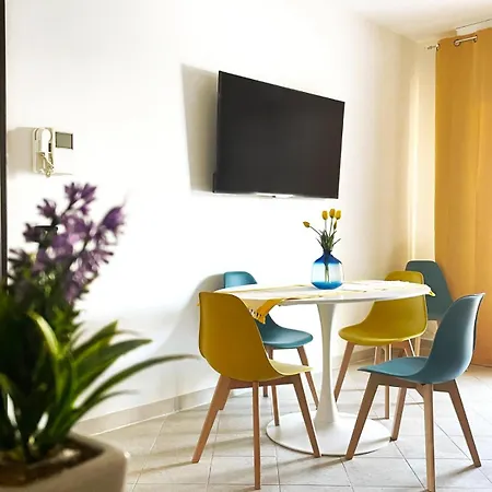 Cocteau House Apartment Olbia