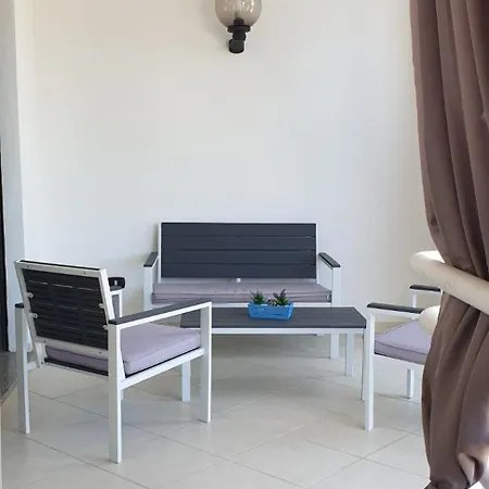 Cocteau House Apartment