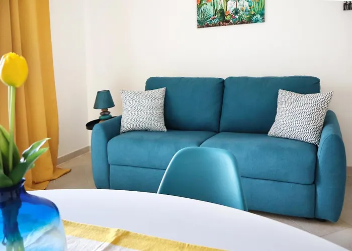 Cocteau House Apartman *